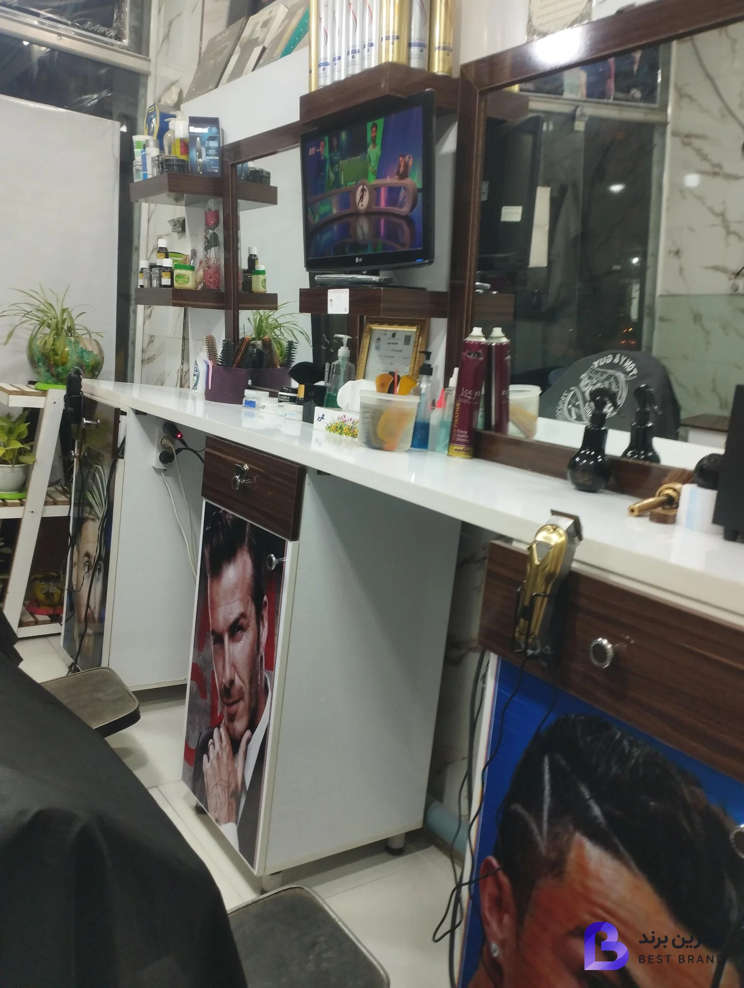 تصویر 4 از آرایشگاه مردانه مدرن