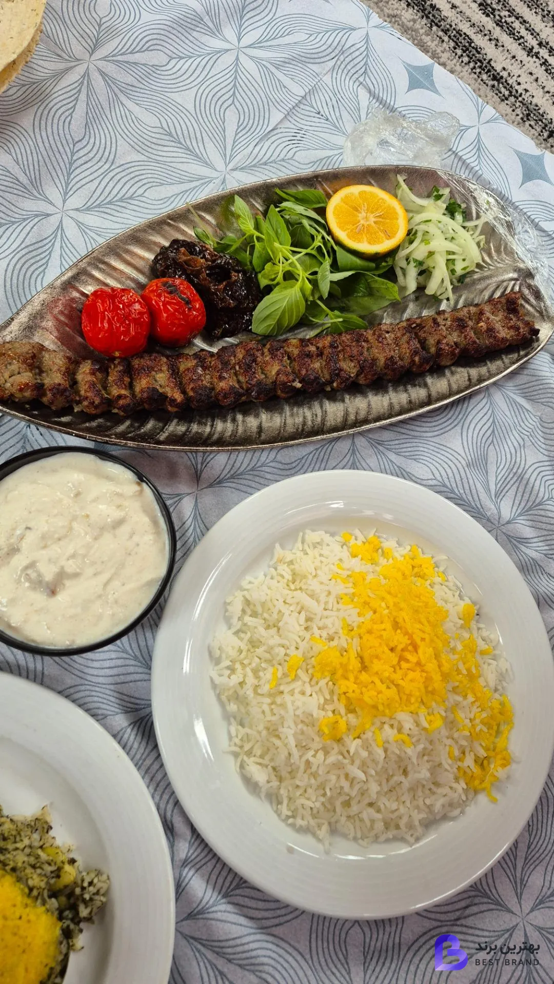تصویر 4 از باغ رستوران شاخه نبات