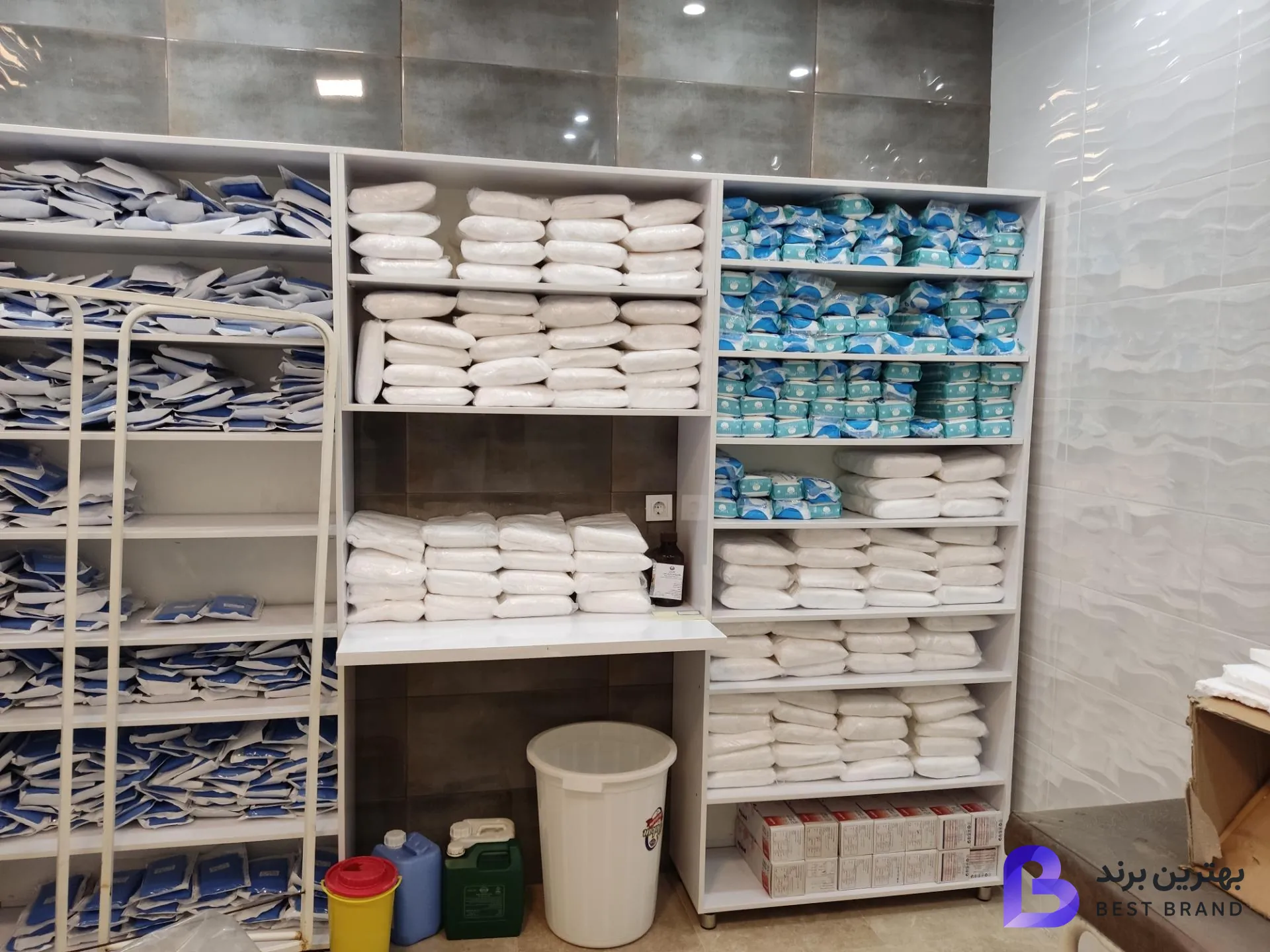 تصویر درمانگاه پوست و مو امین