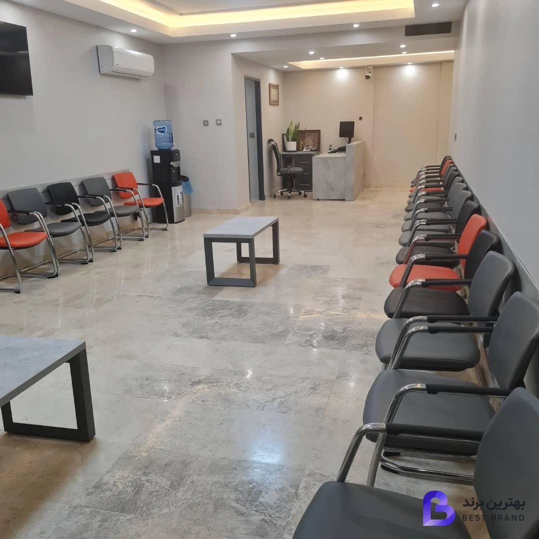 تصویر 3 از دکتر حمید حصاری کیا فوق تخصص جراحی ستون فقرات