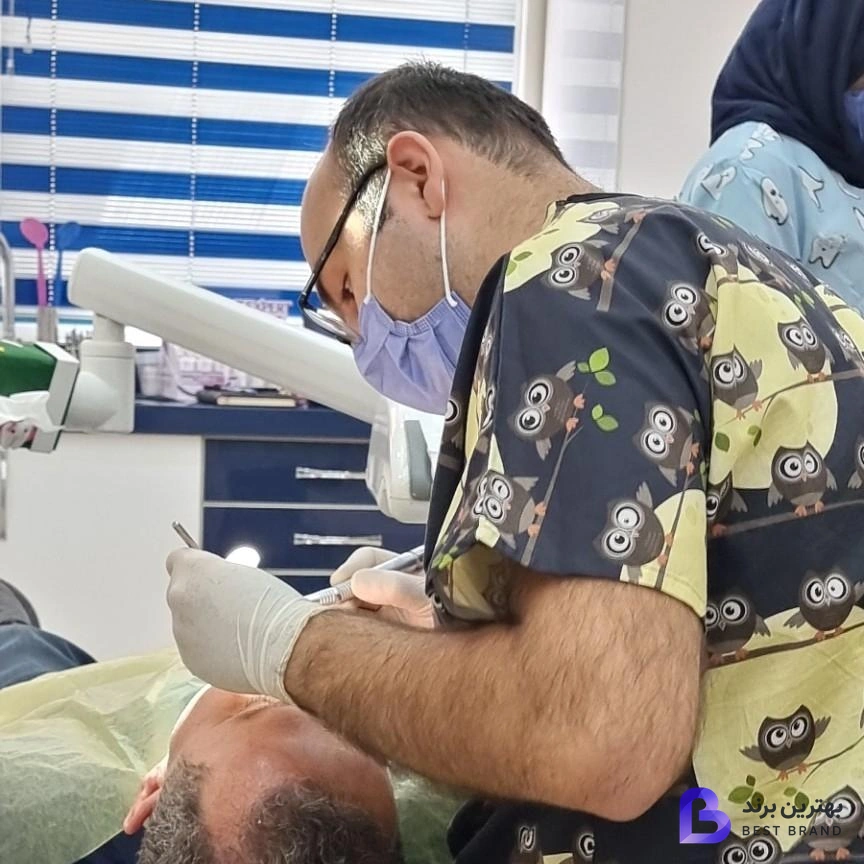 تصویر 1 از دکتر حميدرضا مشفقی متخصص دندان پزشکی