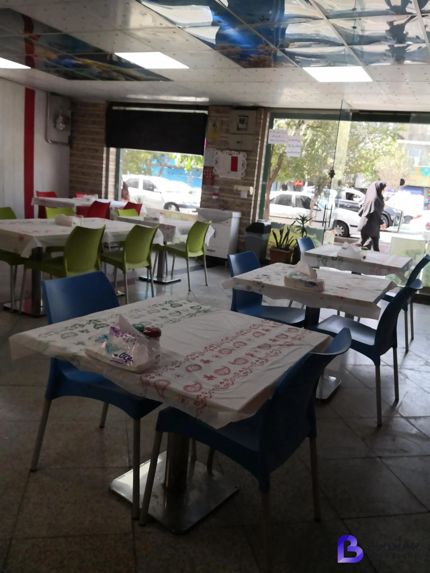 تصویر فست فود پاچینی
