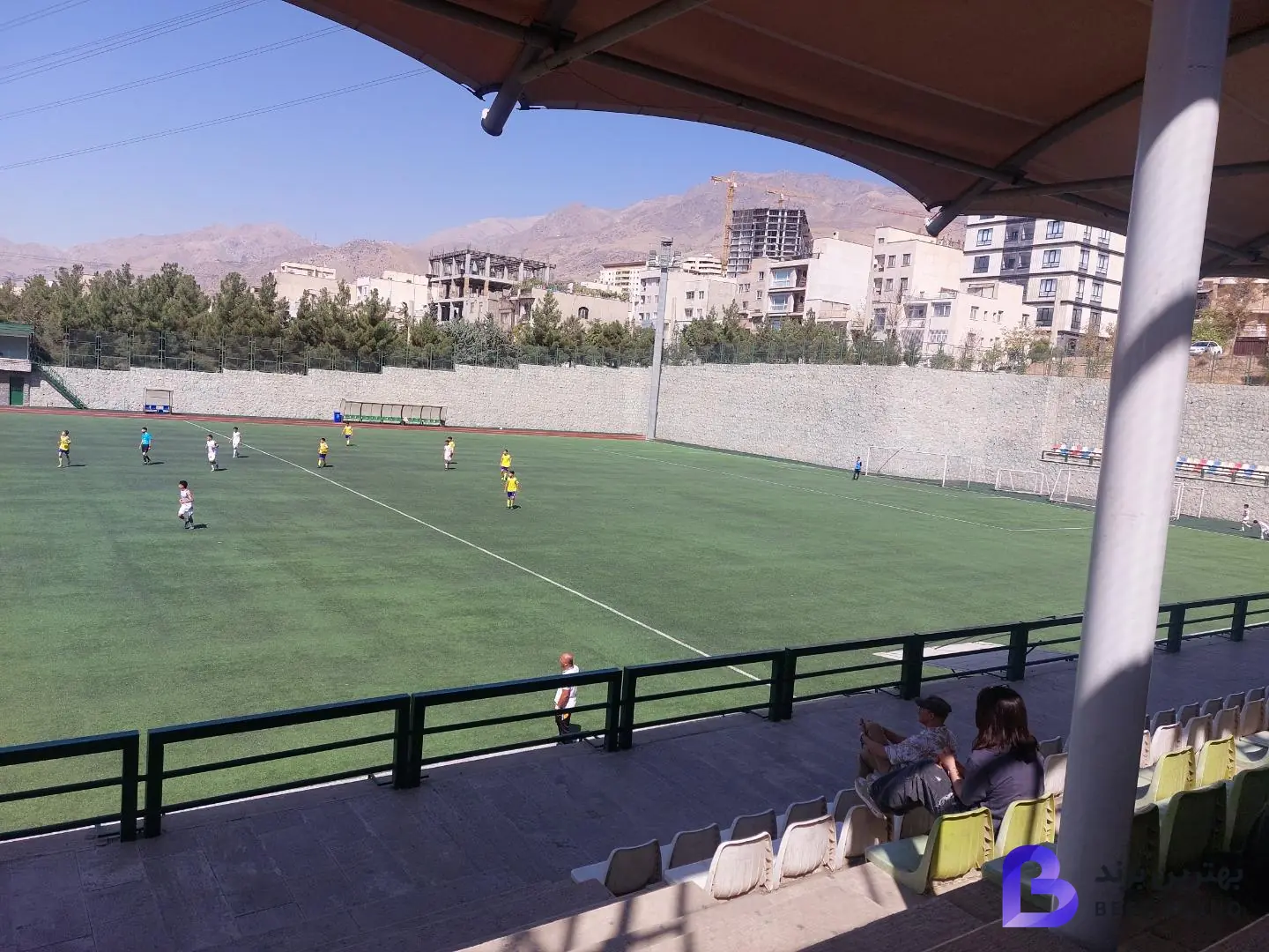 تصویر 1 از ورزشگاه سرداران شهید