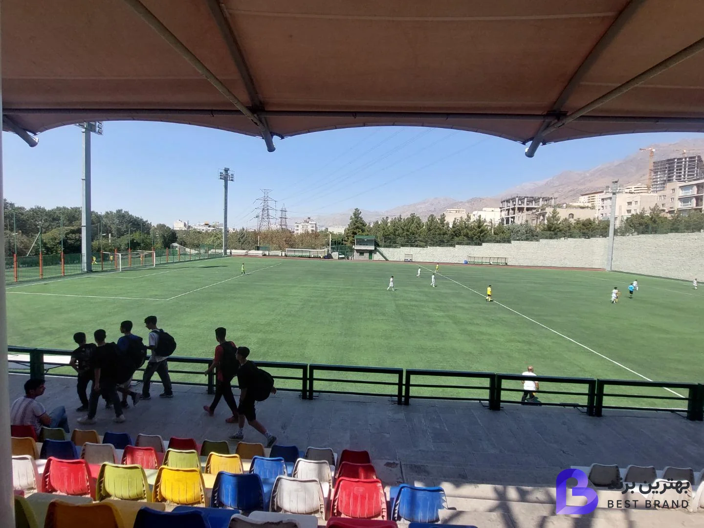 تصویر 2 از ورزشگاه سرداران شهید
