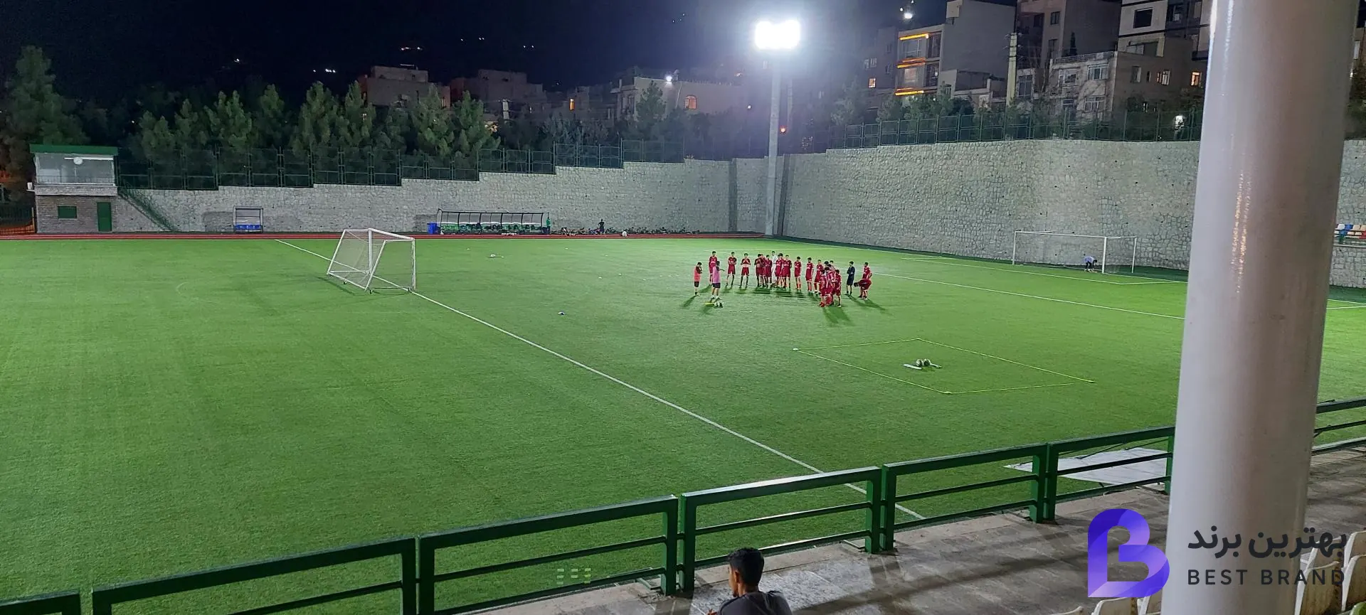 تصویر 4 از ورزشگاه سرداران شهید