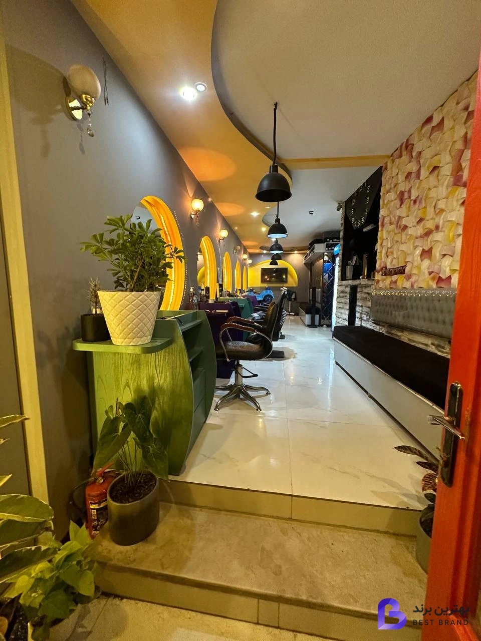 تصویر 2 از پیرایش تک مو بی فرم