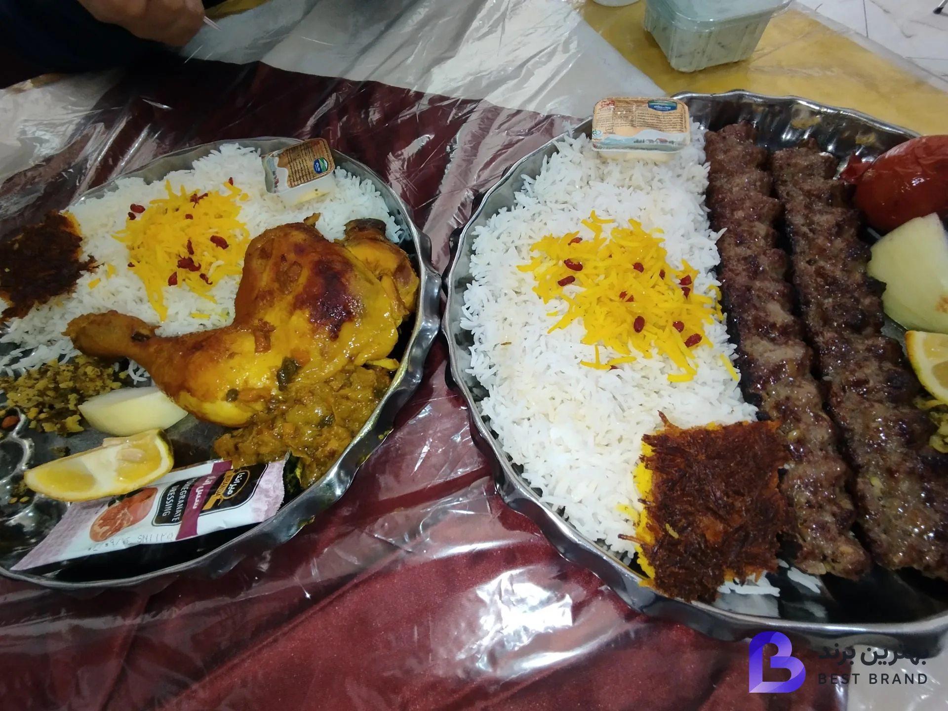 تصویر کترینگ و تهیه غذای صدف