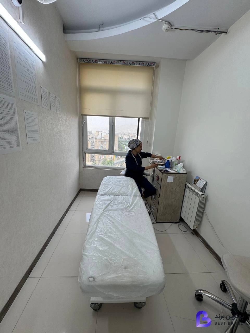 تصویر کلینیک آفتاب مرکز تخصصی پوست و مو و زیبایی