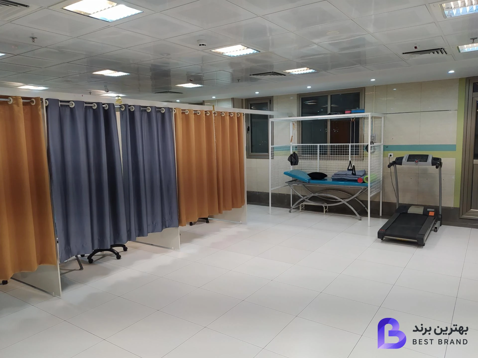 تصویر کلینیک فیزیوتراپی اسکولیوز