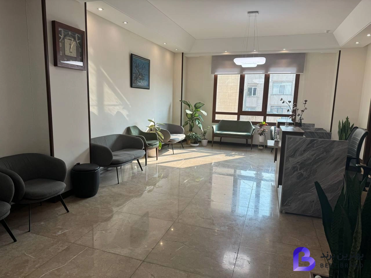 تصویر 2 از کیلینیک دکتر منصور آگاهی متخصص اعصاب روان (روانپزشک)